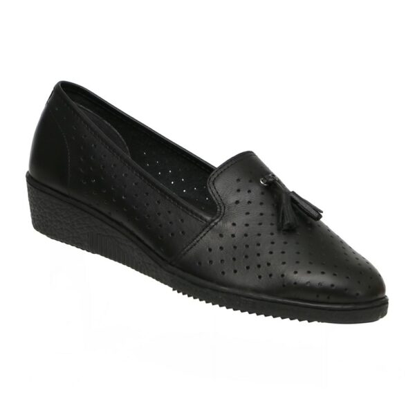 Calzado Romulo | Zapato cerrado para mujer de la marca Calzado Romulo. Ref. 2132