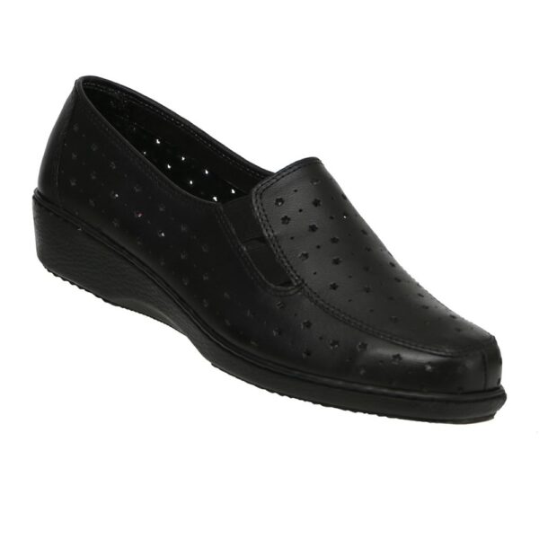 Calzado Romulo | Zapato cerrado para mujer de la marca Calzado Romulo. Ref. 2210