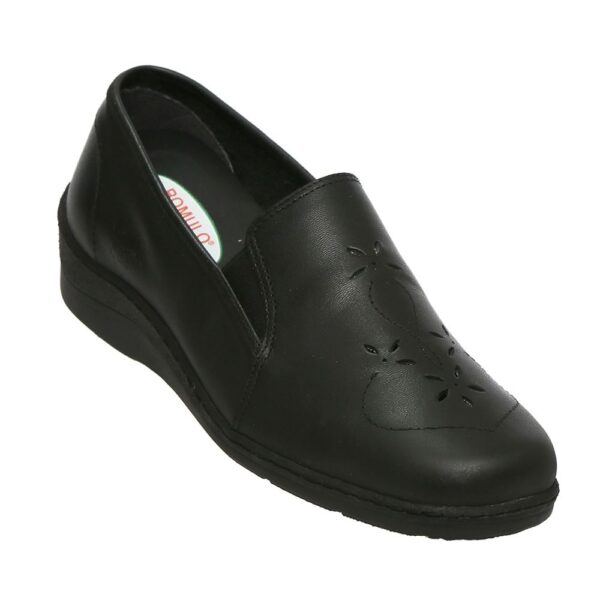 Calzado Romulo | Zapato cerrado para mujer de la marca Calzado Romulo. Ref. 2345