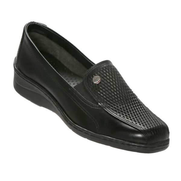 Calzado Romulo | Zapato cerrado para mujer de la marca Calzado Romulo. Ref. 2648