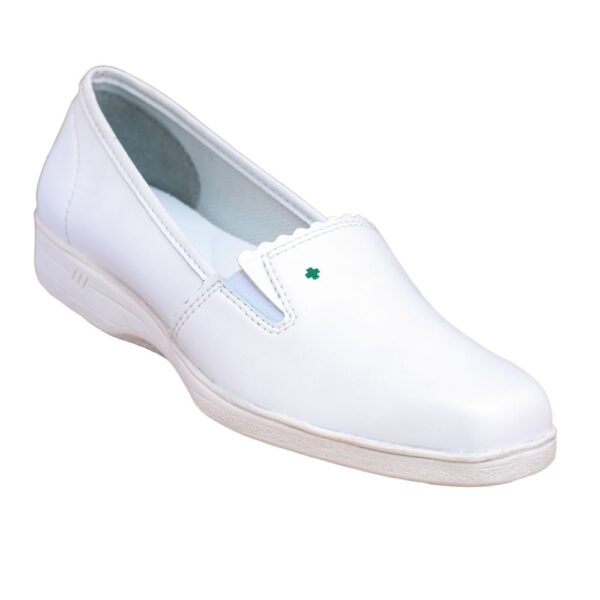 Calzado Romulo | Zapato cerrado de dotación para mujer de la marca Cruz Verde. Ref. 8002