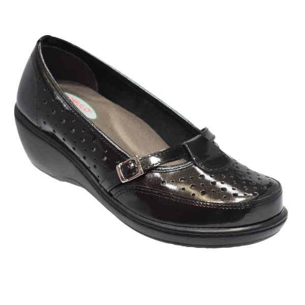 Calzado Romulo | Zapato en cuero cerrado para mujer de la marca Calzado Romulo. Ref. 2354