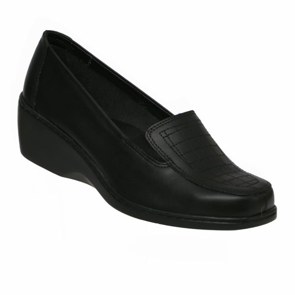 Calzado Romulo | Zapato en cuero cerrado para mujer de la marca Calzado Romulo. Ref. 2949